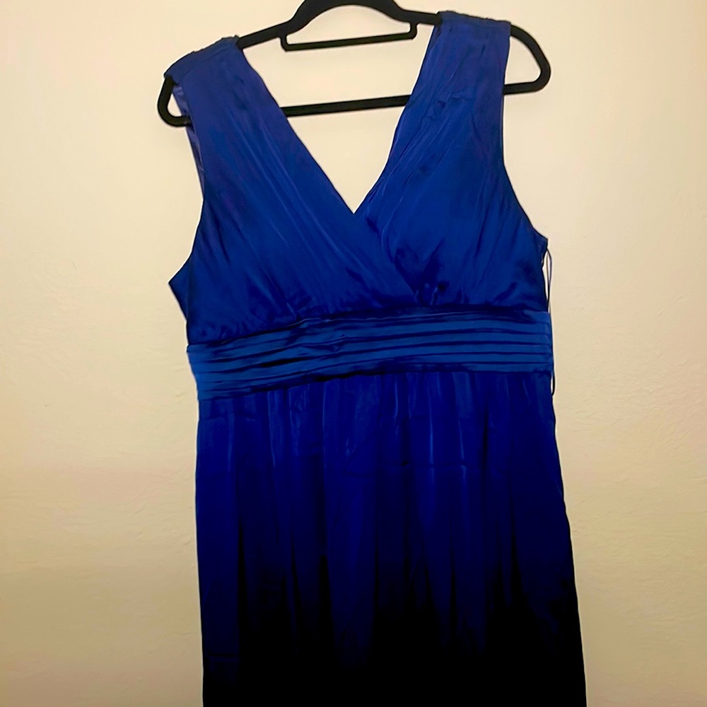 🆕🆕Long Dark blue dress Size XL